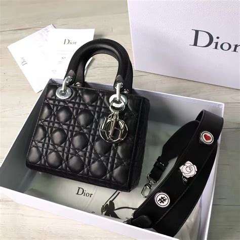 roupas dior femininas|dior bolsas.